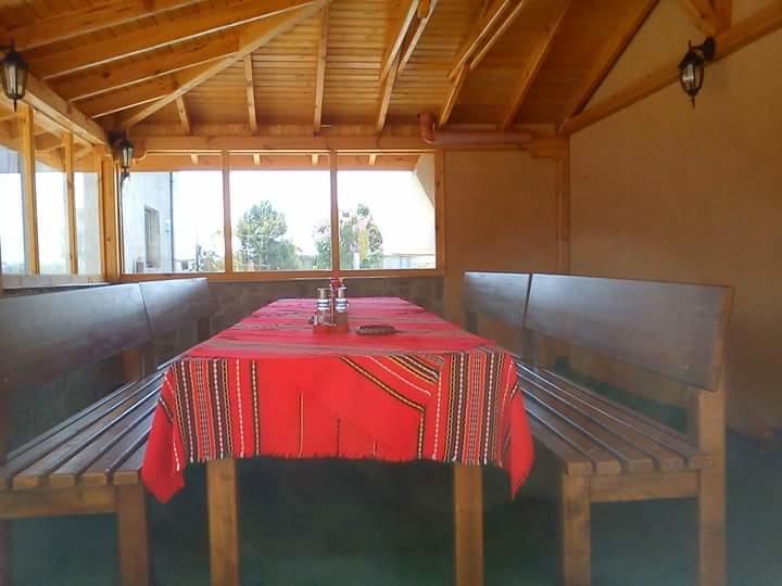 Guest House Nash Dom Kavarna Esterno foto